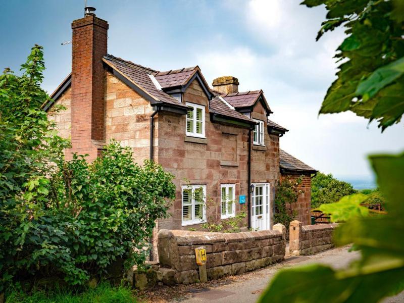 The Pheasant 5*